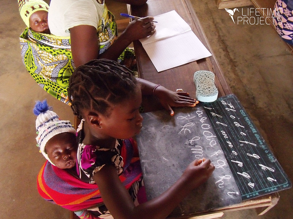 Photo illustrant la mission "Alphabétisation pour les femmes au Cameroun", avec Lifetime Projects