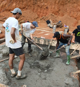 chantier de construction d’un centre d’insertion professionnelle au Cameroun